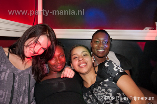 091121_030_80s_90s_partymania