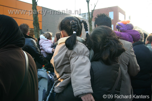 091121_016_intocht_sinterklaas_leyweg_partymania