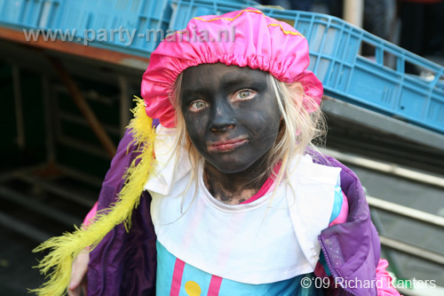 091121_021_intocht_sinterklaas_leyweg_partymania