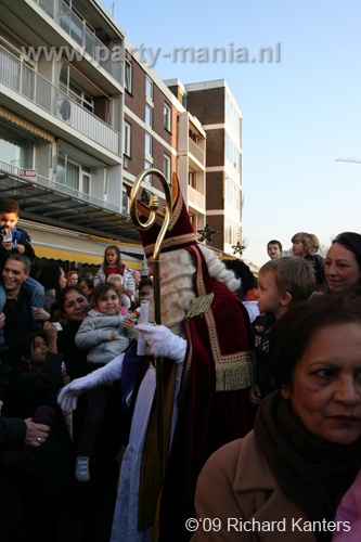 091121_030_intocht_sinterklaas_leyweg_partymania