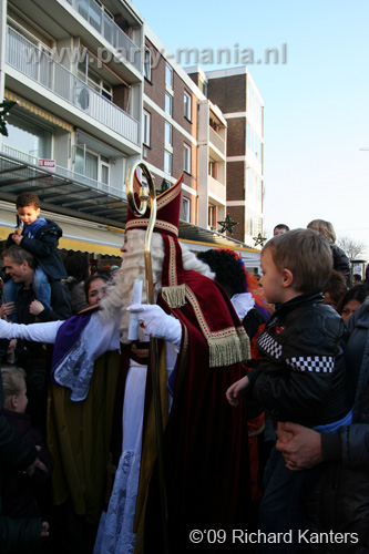 091121_031_intocht_sinterklaas_leyweg_partymania