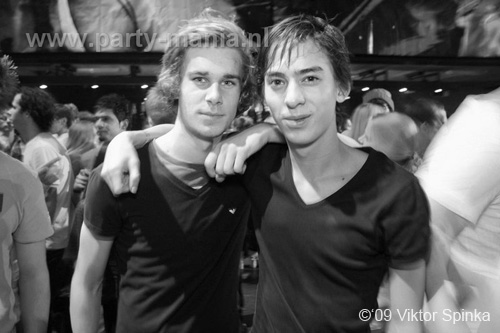 091121_0064_sick_partymania