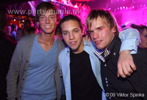091121_0094_sick_partymania