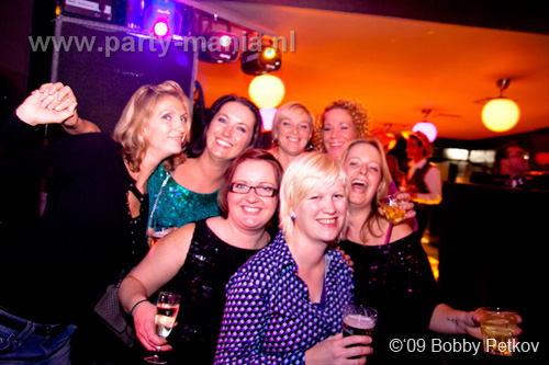 091128_028_cloos_partymania