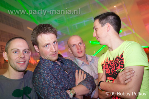 091128_053_love_life_festival_partymania