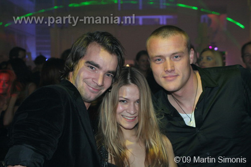 091128_084_love_life_festival_partymania