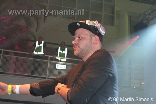 091128_114_love_life_festival_partymania