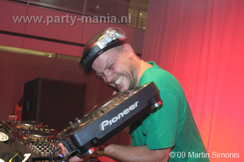091128_147_love_life_festival_partymania