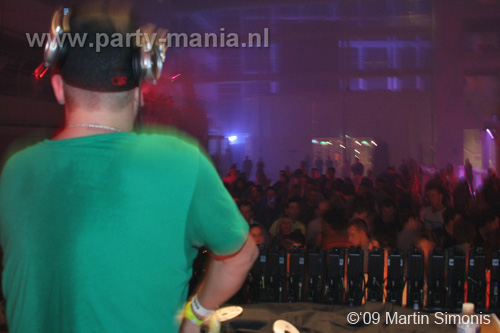 091128_152_love_life_festival_partymania