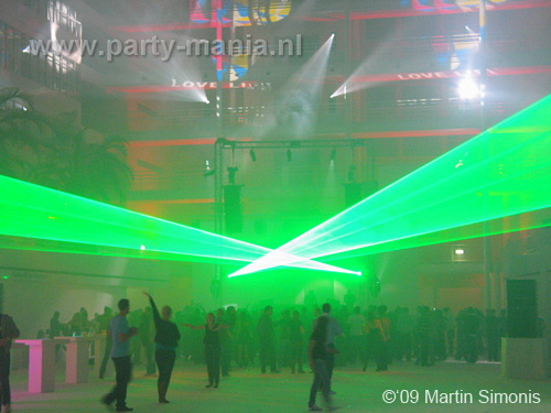 091128_173_love_life_festival_partymania