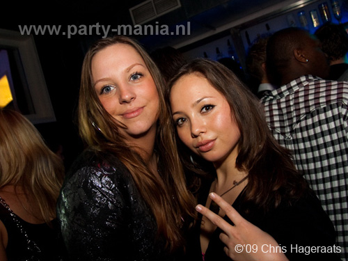 091128_063_perfection_partymania