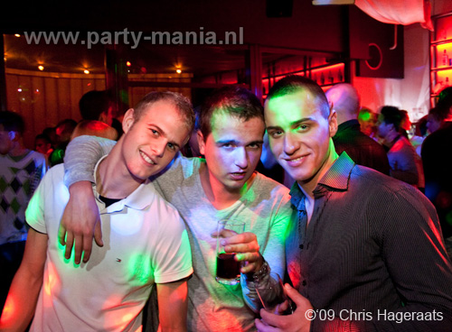 091128_078_perfection_partymania