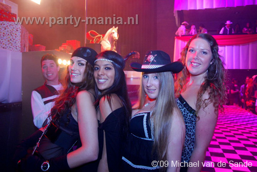 091205_014_ex_pornstar_partymania