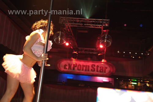 091205_000_ex_pornstar_partymania