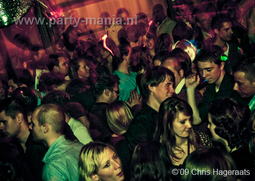 091205_013_le_paris_partymania