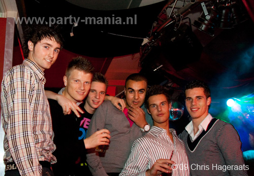 091205_023_le_paris_partymania