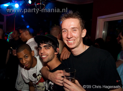 091205_025_le_paris_partymania