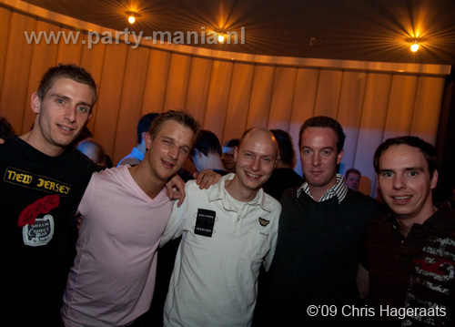 091205_026_le_paris_partymania