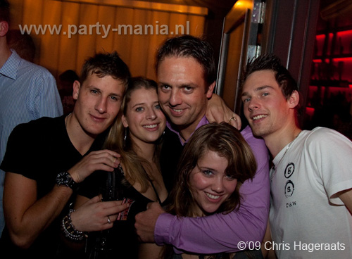 091205_040_le_paris_partymania