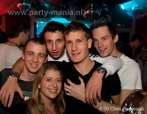 091205_043_le_paris_partymania