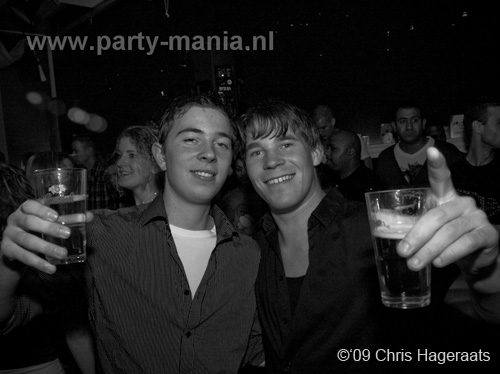 091205_044_le_paris_partymania