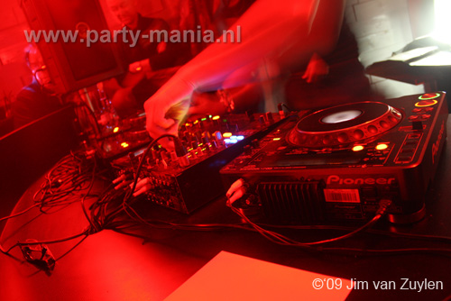 091205_004_seven_partymania