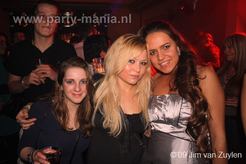 091205_008_seven_partymania