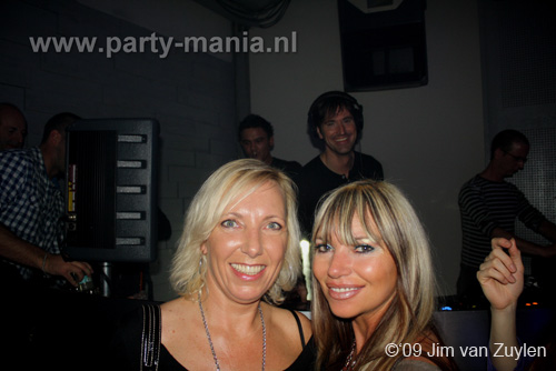 091205_010_seven_partymania