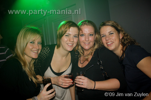 091205_047_seven_partymania
