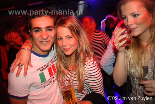 091205_060_seven_partymania