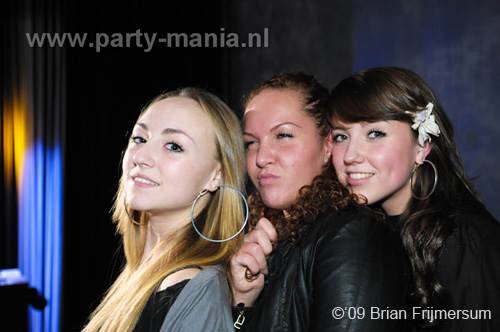 091217_081_xxlmas_party_partymania