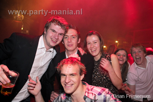 091217_109_xxlmas_party_partymania