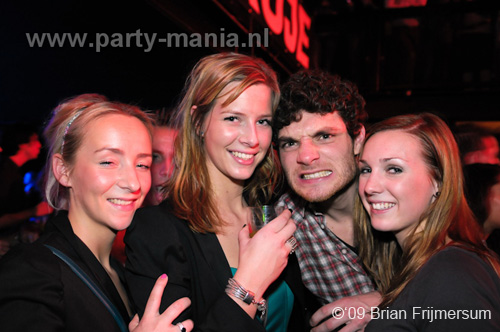 091217_116_xxlmas_party_partymania