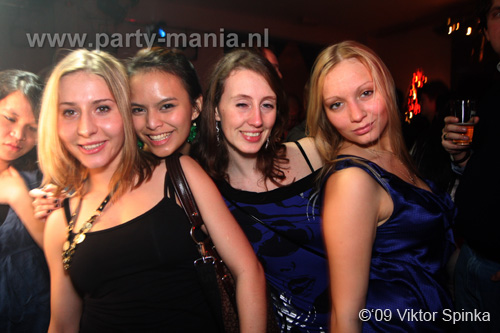 091217_014_xxlmas_party_partymania