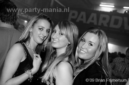 091224_002_los_partymania