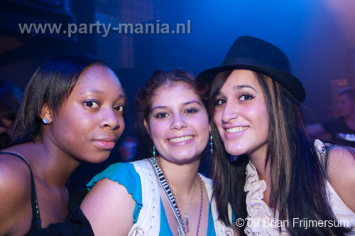 091224_003_los_partymania