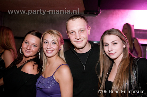 091224_006_los_partymania