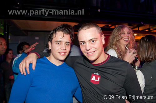 091224_020_los_partymania