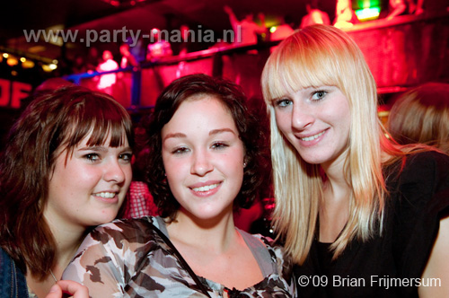 091224_027_los_partymania