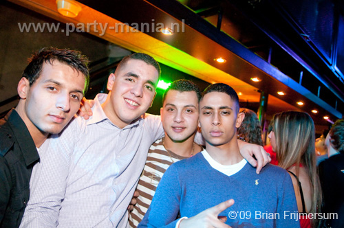 091224_095_los_partymania