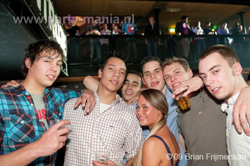 091224_123_los_partymania