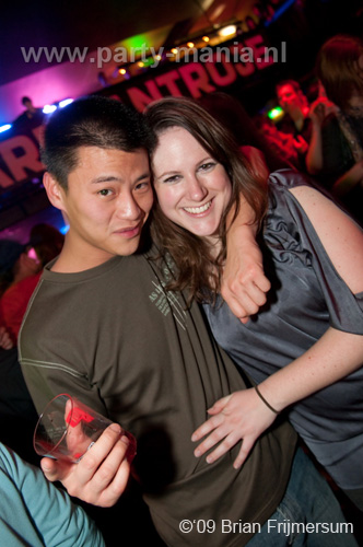 091224_131_los_partymania