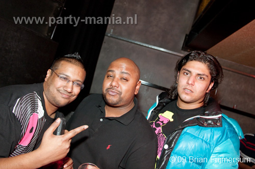 091224_149_los_partymania