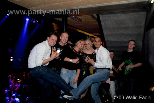 091224_021_los_partymania