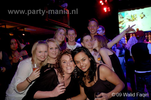 091224_025_los_partymania