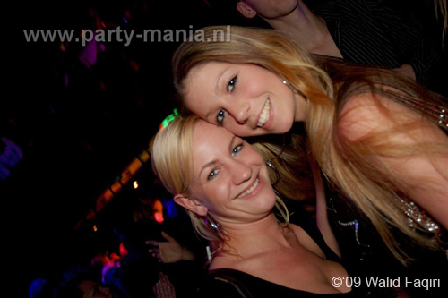 091224_033_los_partymania