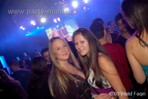 091224_054_los_partymania