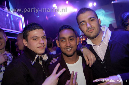 091224_056_los_partymania