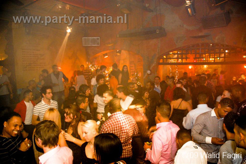 091225_014_havana_partymania