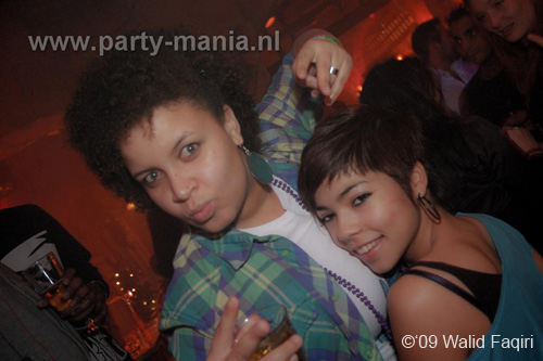 091225_023_havana_partymania